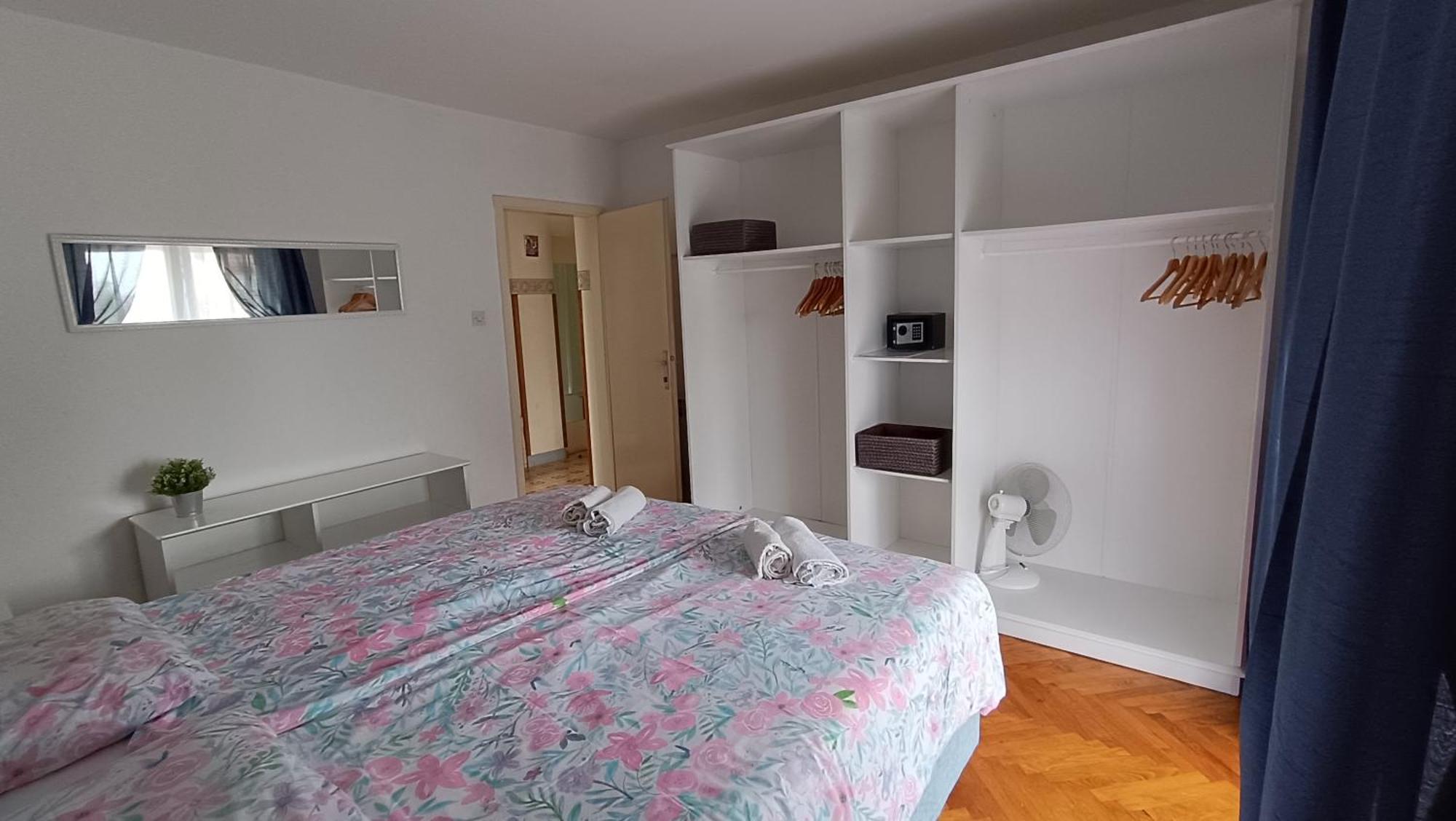 Apartments Gabriela Poreč Eksteriør bilde